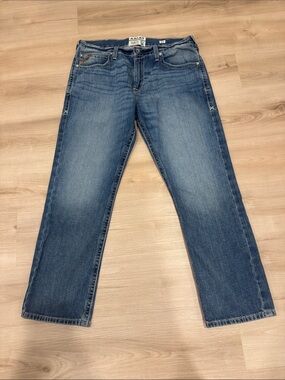 Ariat M7 Men's 38 Waist 30 Leg Slim Fit Straight Cut Medium Wash Blue Jeans